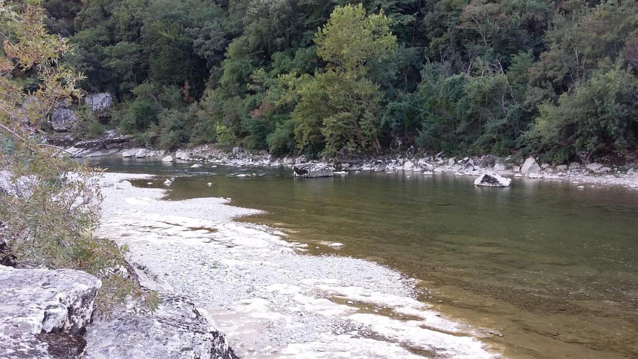 Chambre En Ardeche Du Sud Saint-Remeze Экстерьер фото